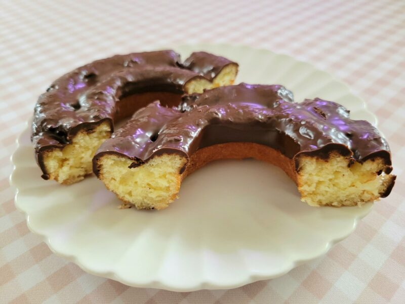 たっぷりチョコファッションのカット断面
