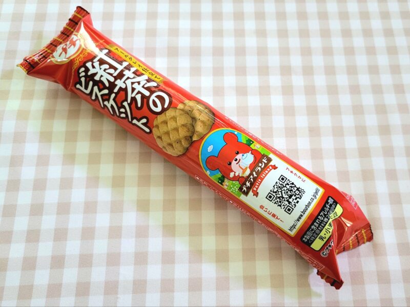 紅茶のビスケットのパッケージ