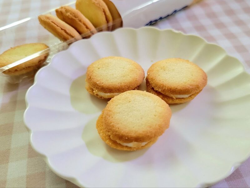 ホワイトチョコラングドシャの中身
