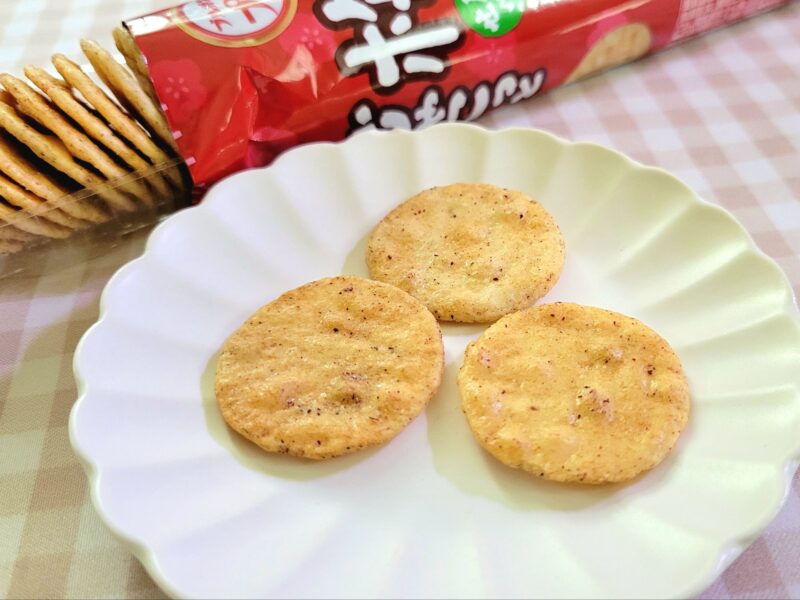 じゃこっと梅せんべいの中身